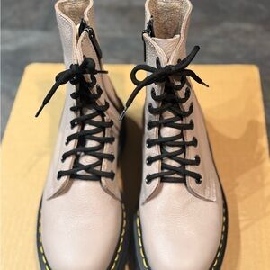 EUC Dr. Martens Taupe/Grayish Pink Color Women’s Combat Boots Size 8